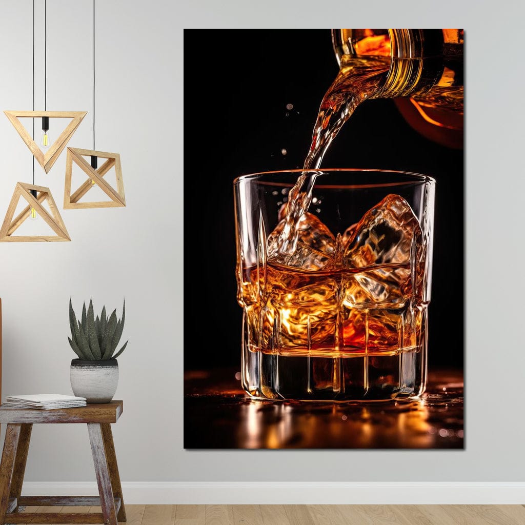 Turnare whiskey in pahar cu gheata, tablou canvas pentru perete